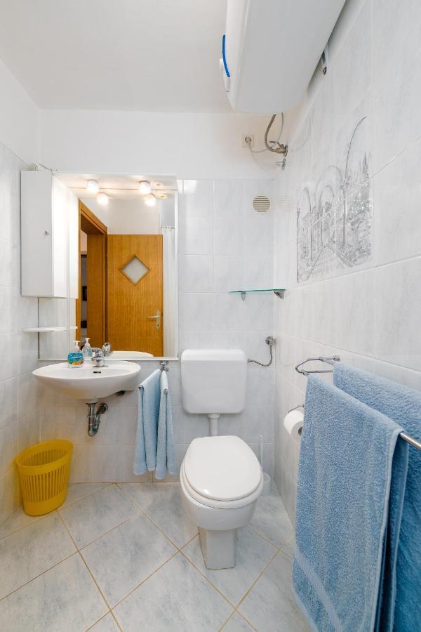 Apartments Melita Crikvenica Kültér fotó