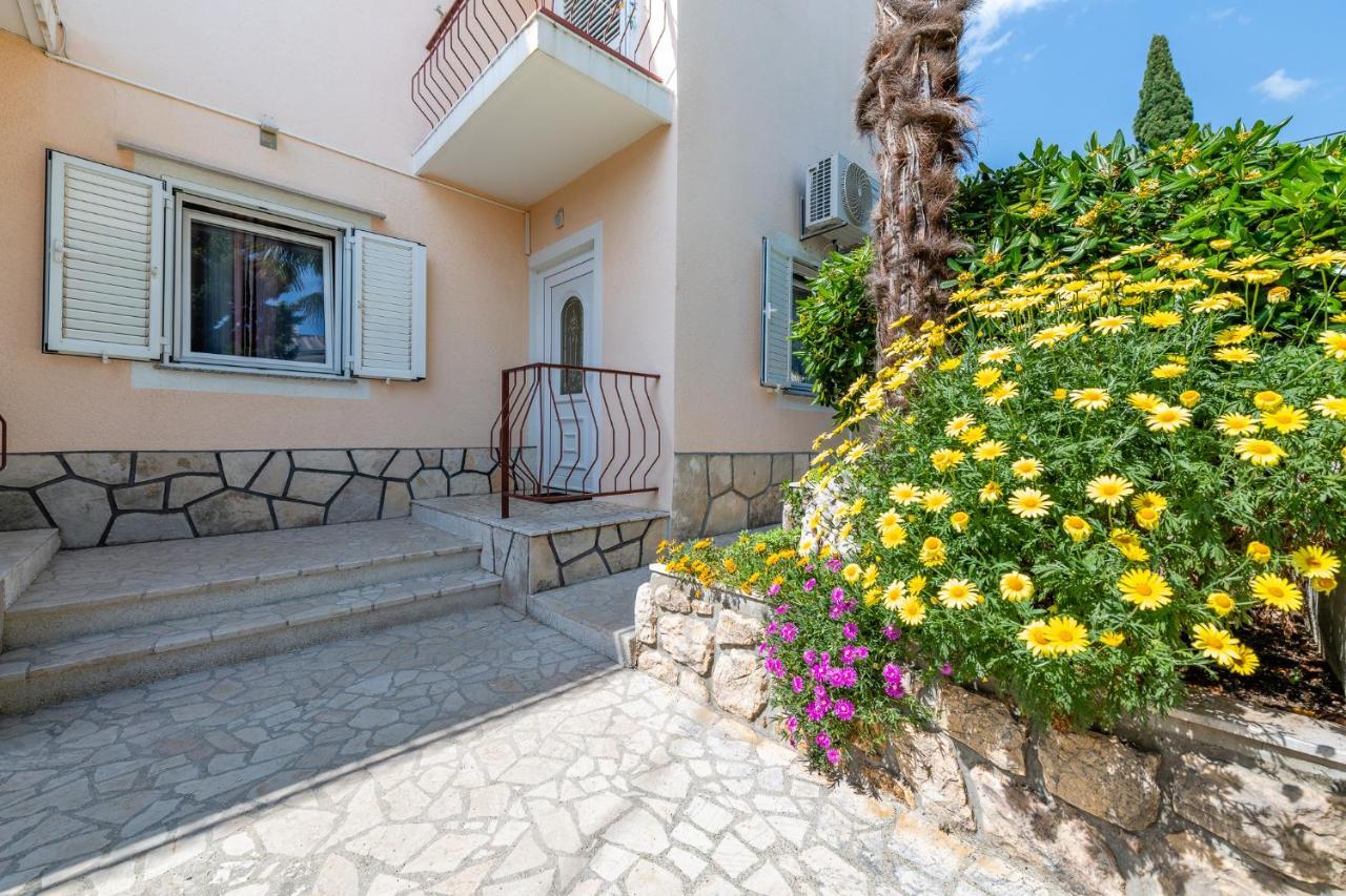 Apartments Melita Crikvenica Kültér fotó