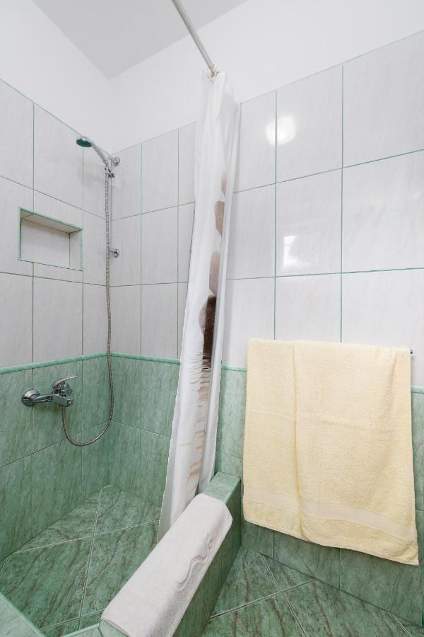 Apartments Melita Crikvenica Kültér fotó