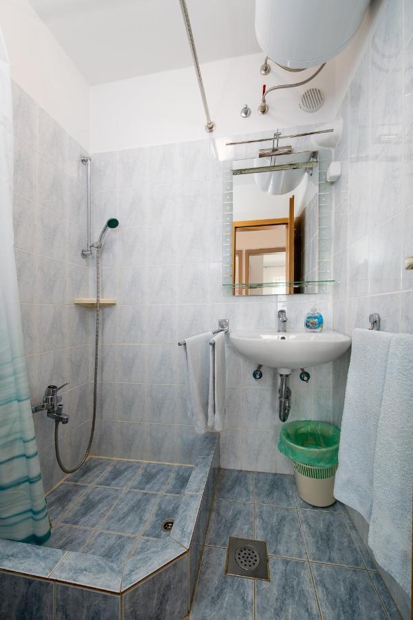 Apartments Melita Crikvenica Kültér fotó